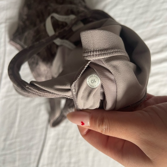 Align tank - size 10 - Picture 3 of 4